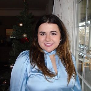 Meet your Posher, Claire